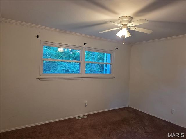 3318 Hannibal Drive, St Charles, MO 63301