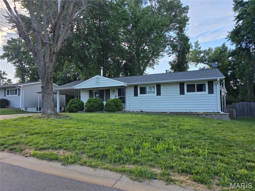 3318 Hannibal Drive, St Charles, MO 63301