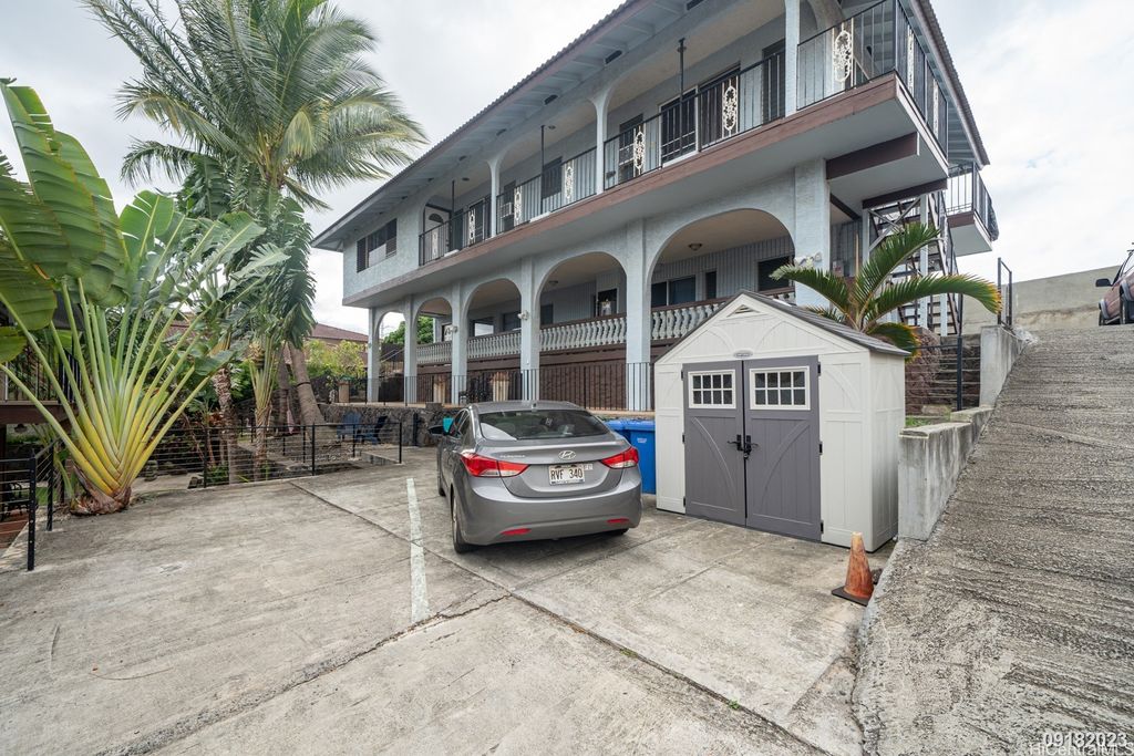 94-1033 Lumikula Street Unit D, Waipahu, HI 96797