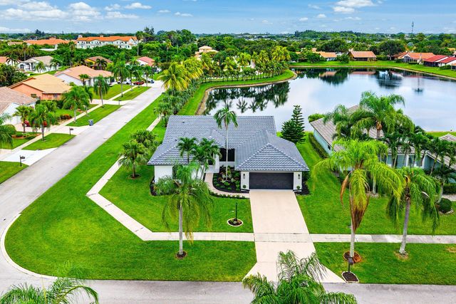 5665 Aspen Ridge Circle, Delray Beach, FL 33484
