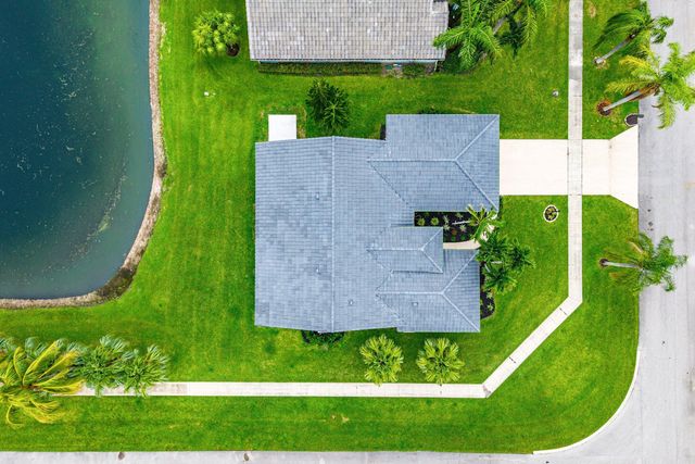 5665 Aspen Ridge Circle, Delray Beach, FL 33484