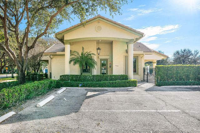 5665 Aspen Ridge Circle, Delray Beach, FL 33484