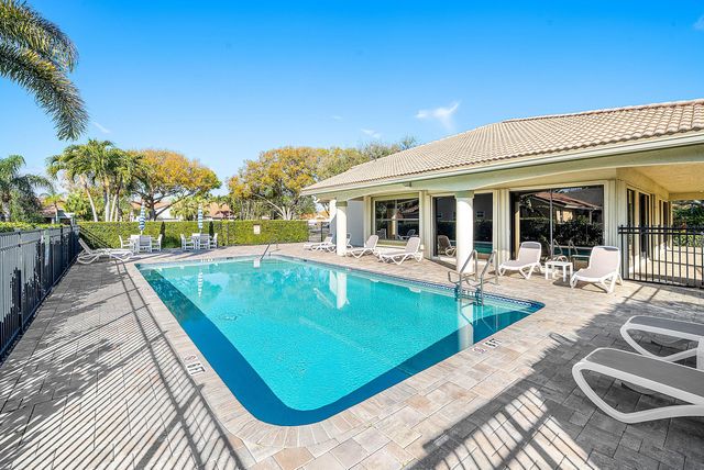 5665 Aspen Ridge Circle, Delray Beach, FL 33484