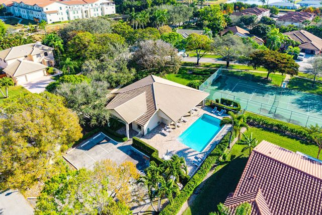 5665 Aspen Ridge Circle, Delray Beach, FL 33484