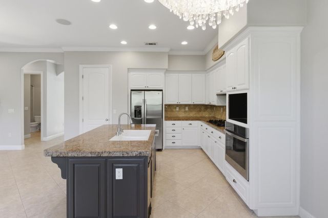 5605 Ritz Way, Fair Oaks, CA 95628