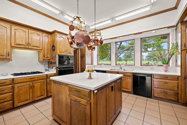 226 Fm 2869, Winnsboro, TX 75494