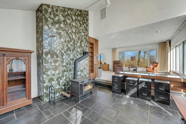 16 Young Road, Katonah, NY 10536