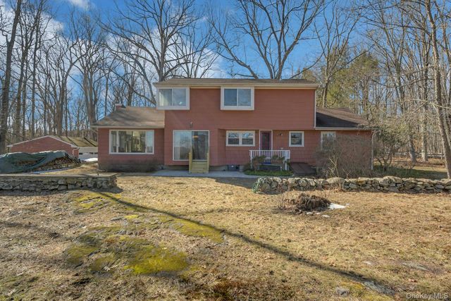 16 Young Road, Katonah, NY 10536