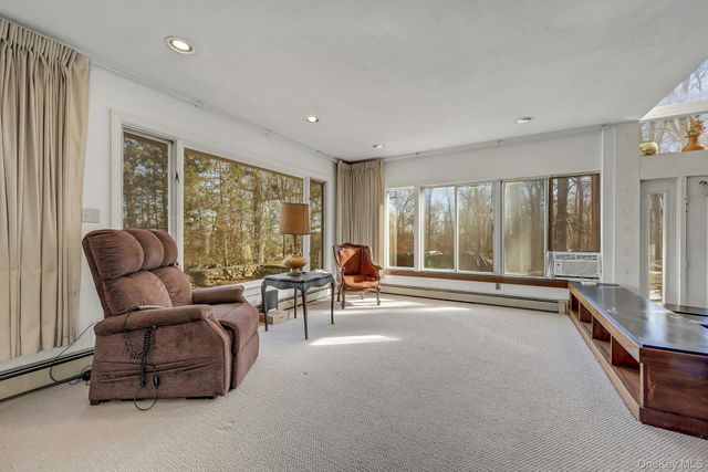 16 Young Road, Katonah, NY 10536