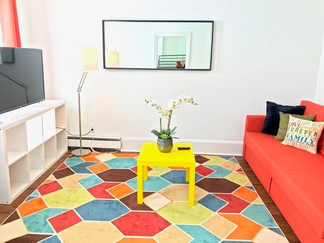 130 W 8th St 2, Boston, MA 02127