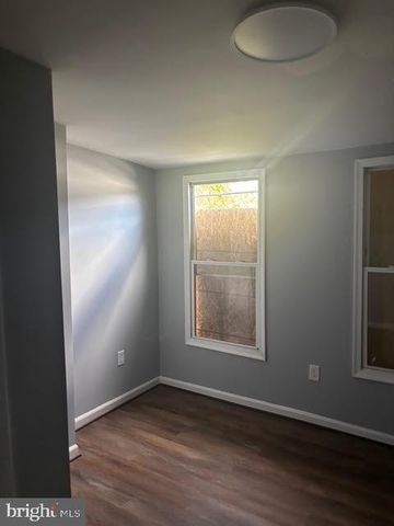 1123 N CAREY ST, Baltimore, MD 21217