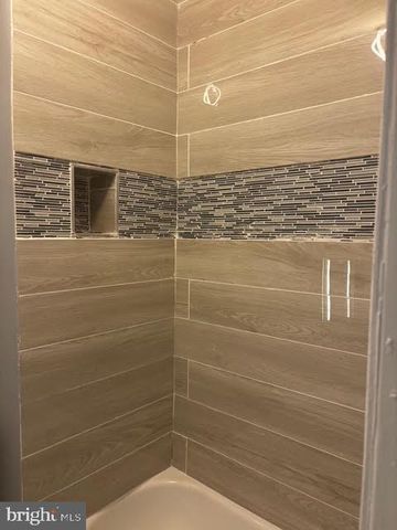 1123 N CAREY ST, Baltimore, MD 21217