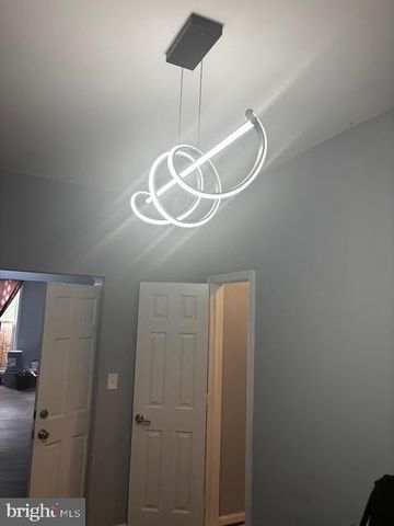 1123 N CAREY ST, Baltimore, MD 21217