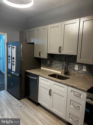 1123 N CAREY ST, Baltimore, MD 21217