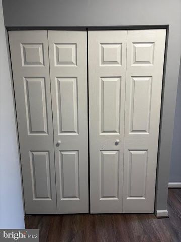 1123 N CAREY ST, Baltimore, MD 21217