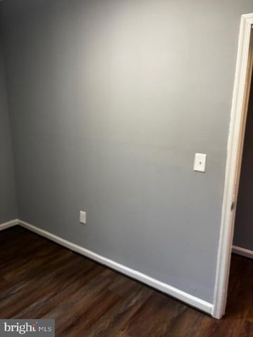 1123 N CAREY ST, Baltimore, MD 21217