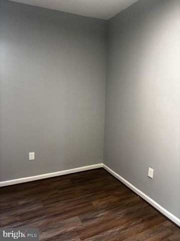 1123 N CAREY ST, Baltimore, MD 21217