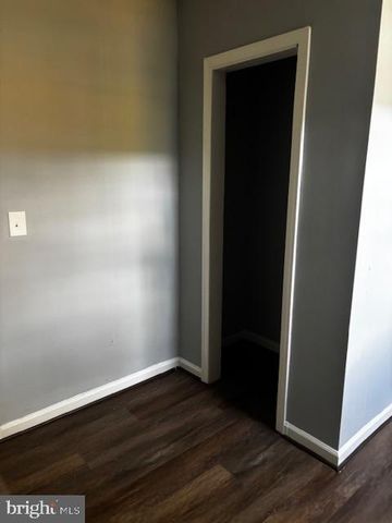 1123 N CAREY ST, Baltimore, MD 21217