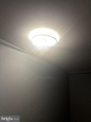 1123 N CAREY ST, Baltimore, MD 21217