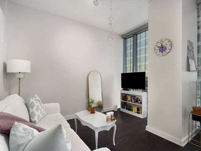 1212 Laurel St Apt 1010, Nashville, TN 37203