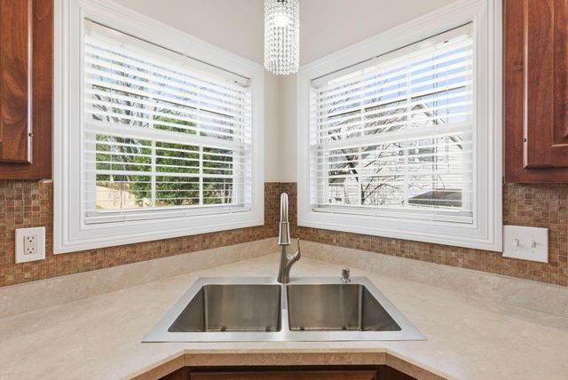 3929 Palomar Cove Lane, Lexington, KY 40513