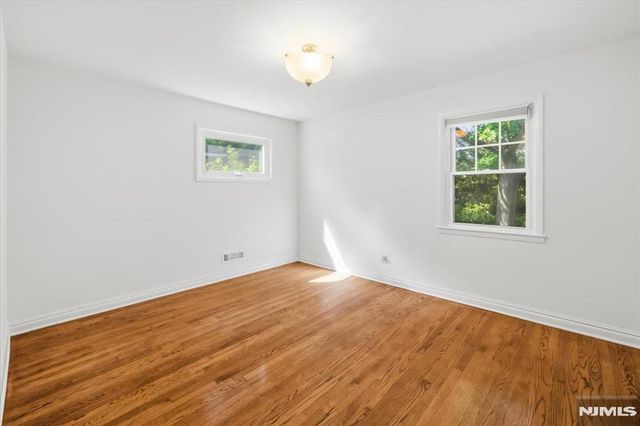101 Pershing Road, Englewood Cliffs, NJ 07632