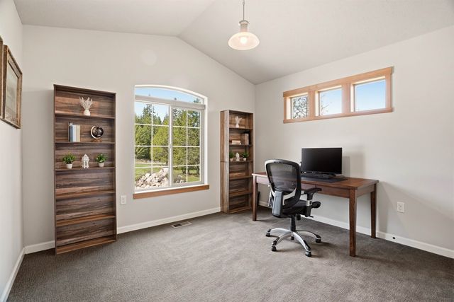 34212 N Vista Point Ln, Deer Park, WA 99006