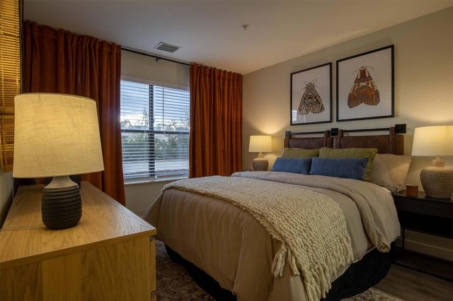 18828 State Highway 249 231, Houston, TX 77070