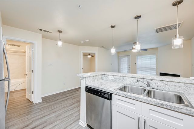 6108 Abrams Road 514, Dallas, TX 75231