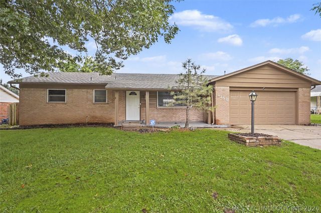 1158 N Hickory Place, Broken Arrow, OK 74012