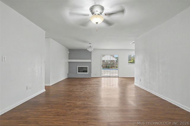 1158 N Hickory Place, Broken Arrow, OK 74012