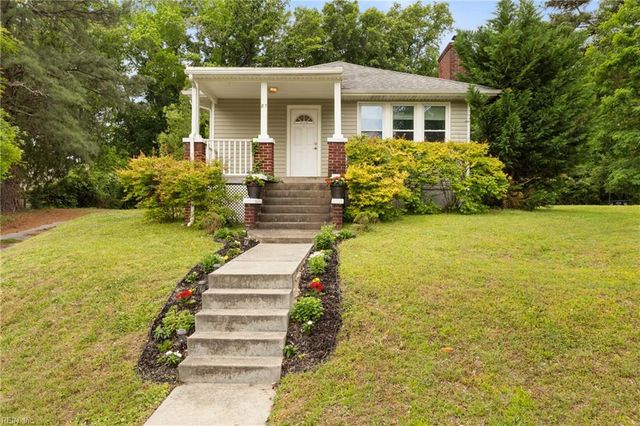 87 Lucas Creek RD, Newport News, VA 23602
