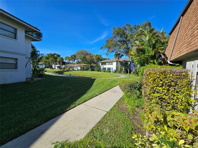 3132 SW 20th Ter 12C, Delray Beach, FL 33445