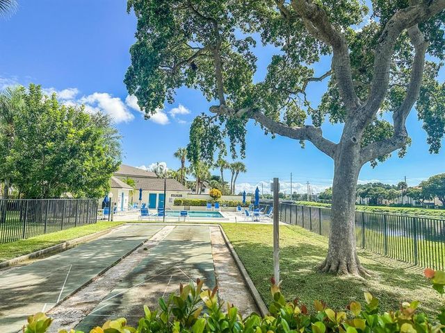 3132 SW 20th Ter 12C, Delray Beach, FL 33445