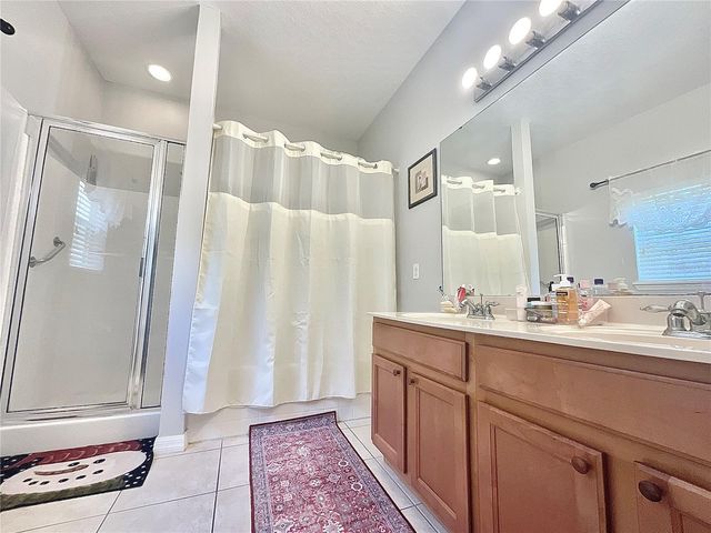 907 HACIENDA CIRCLE, Kissimmee, FL 34741