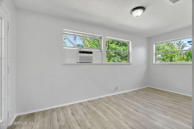 3728 ROGERO Road, Jacksonville, FL 32277