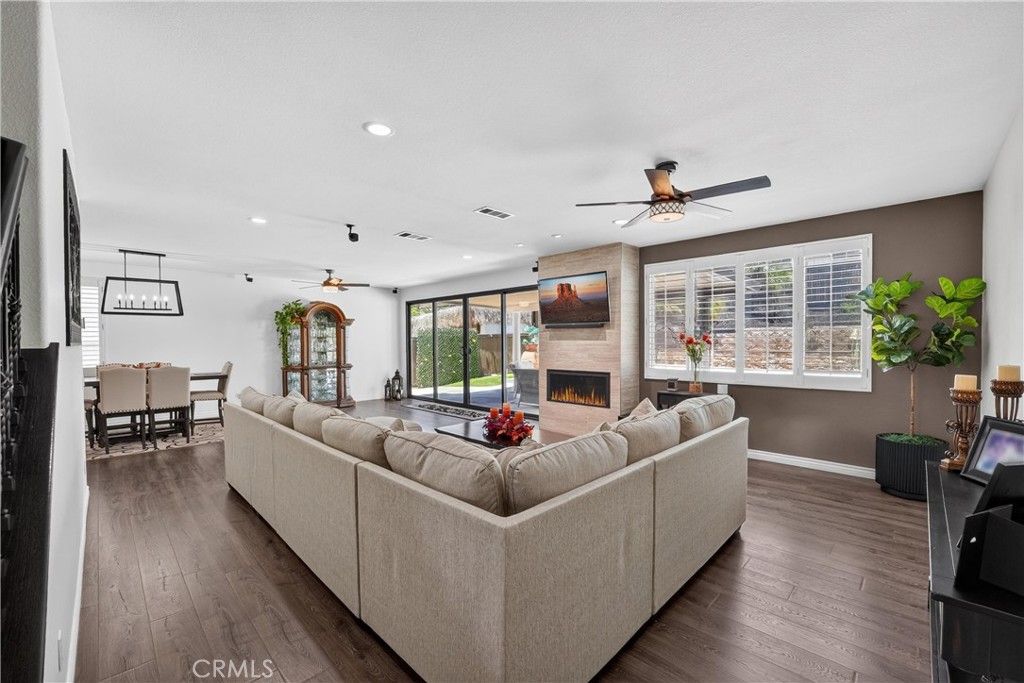 Image 12 of property listing at 12330 Columbia, Eastvale, CA 91752