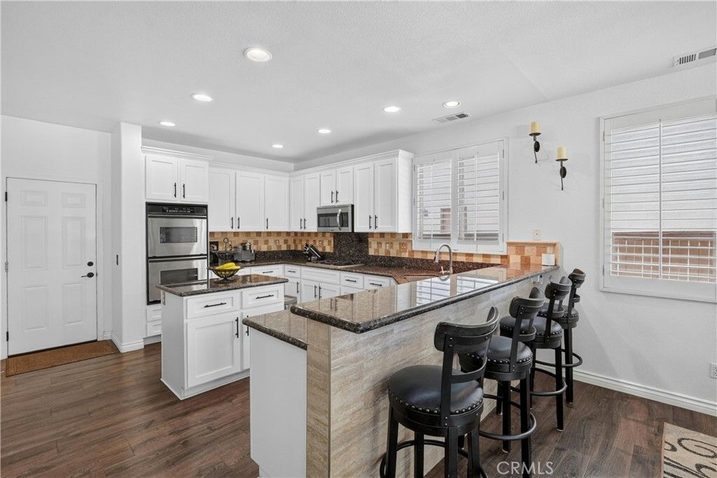 Image 26 of property listing at 12330 Columbia, Eastvale, CA 91752