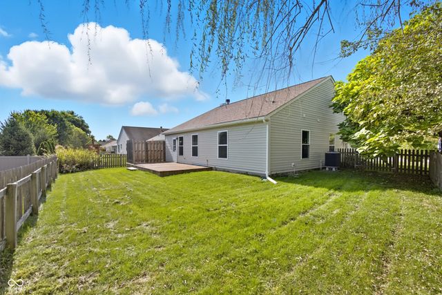 12307 Chiseled Stone Drive, Fishers, IN 46037