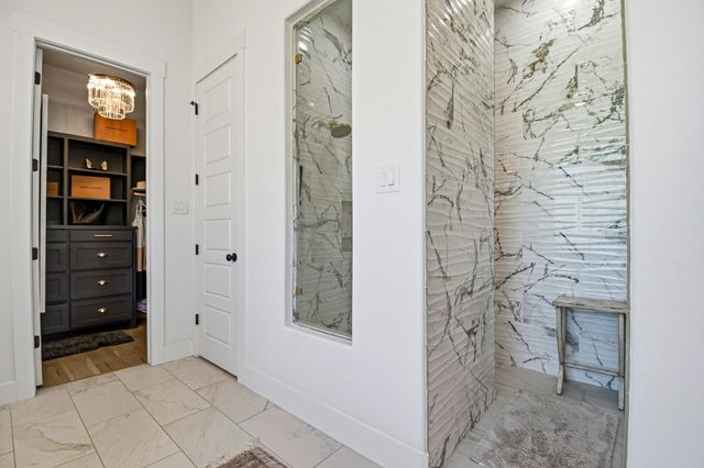 8880 Brookes Drive, Montgomery, TX 77316