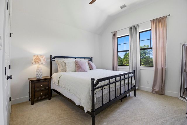 8880 Brookes Drive, Montgomery, TX 77316