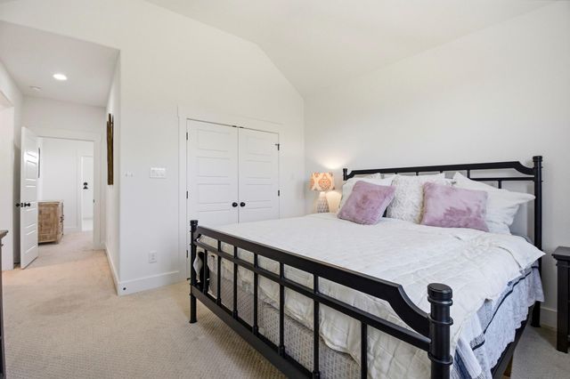 8880 Brookes Drive, Montgomery, TX 77316
