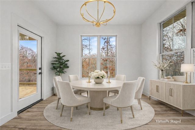 6 Oundle Lane, Bella Vista, AR 72714