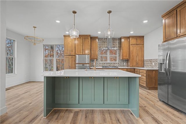 6 Oundle Lane, Bella Vista, AR 72714