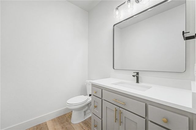 6 Oundle Lane, Bella Vista, AR 72714