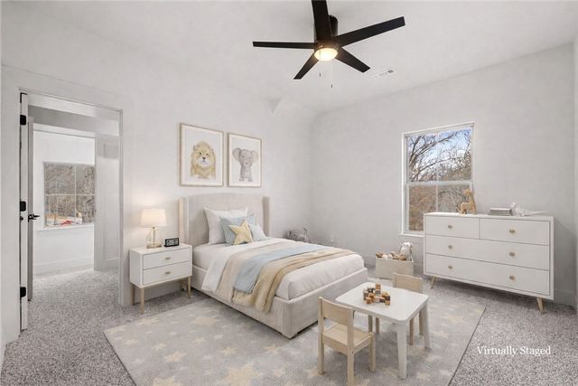 6 Oundle Lane, Bella Vista, AR 72714