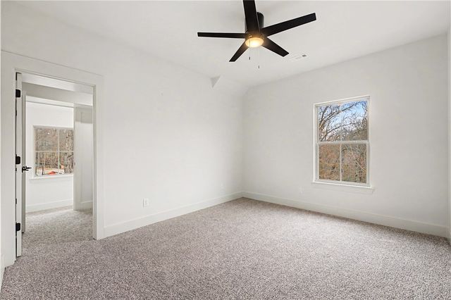 6 Oundle Lane, Bella Vista, AR 72714