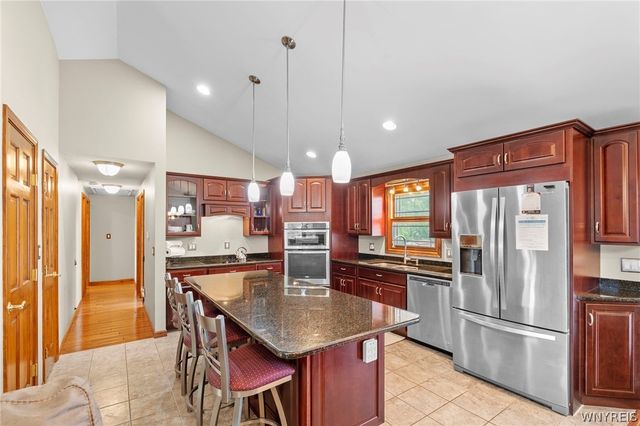 1145 Sheree Drive, Grand Island, NY 14072