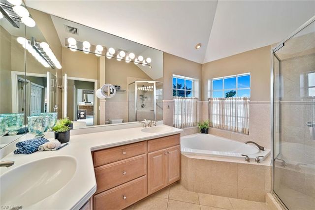 5810 Pine Tree DR, Sanibel, FL 33957