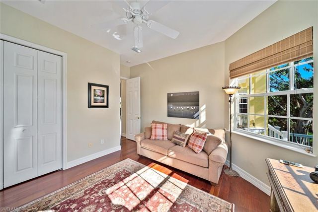 5810 Pine Tree DR, Sanibel, FL 33957